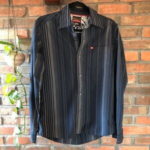 Quiksilver dress shirt Button down striped
